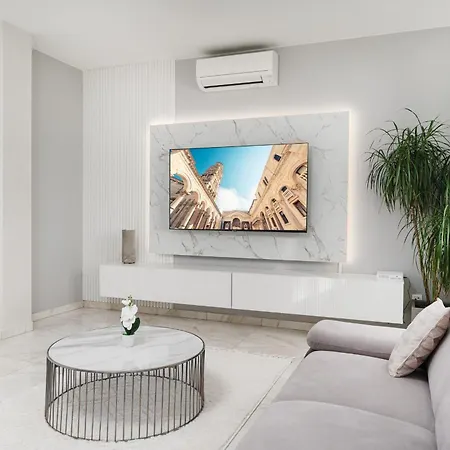 Luxury Six-bedroom With Heated Pool&sauna * Kaštela