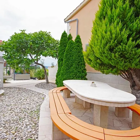 Βίλα Luxury Six-bedroom With Heated Pool&sauna